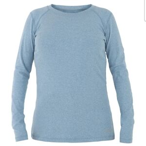 Noble Outfitters Women's Long Sleeve Tug-Free Crew T-Shirt. Size Medium.